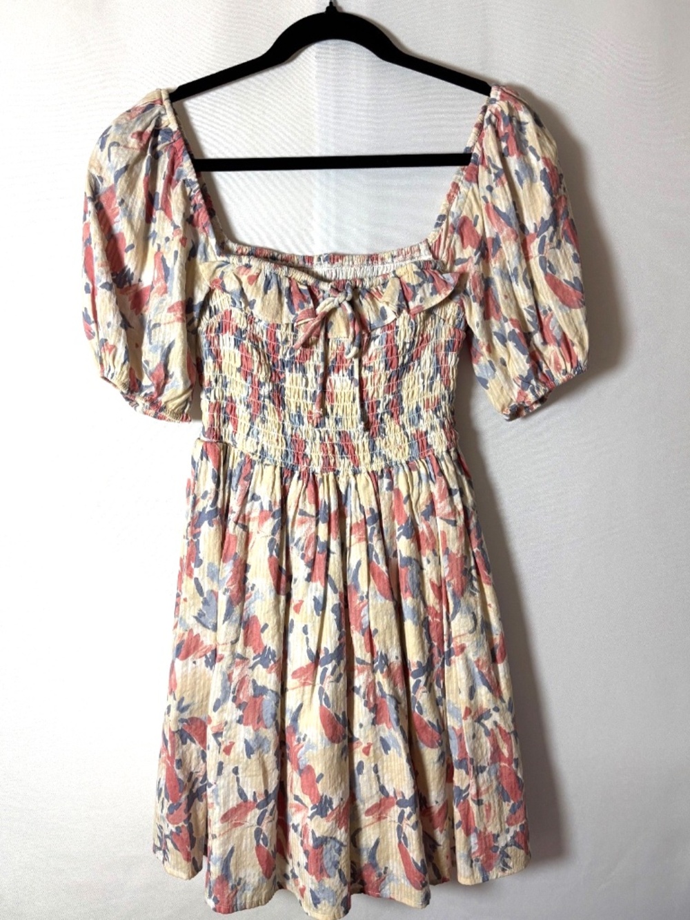 Abercrombie & Fitch Smocked Floral Puff Sleeve Dress Size S
